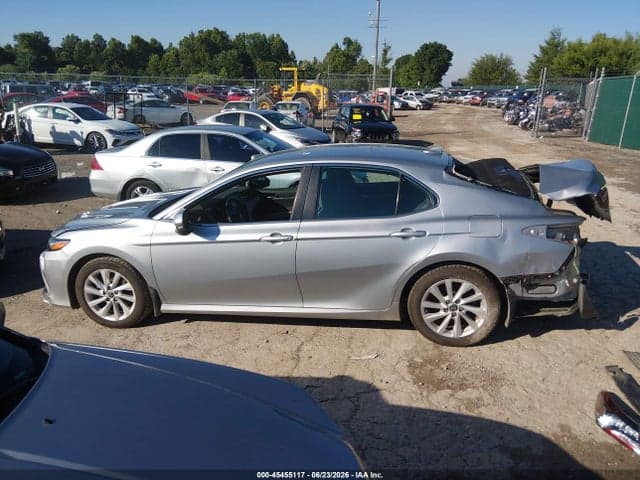 2022 TOYOTA CAMRY LE AWD 15