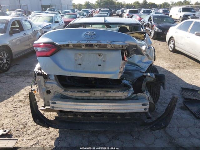 2022 TOYOTA CAMRY LE AWD 17
