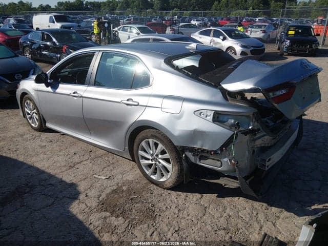 2022 TOYOTA CAMRY LE AWD 3