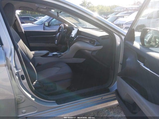 2022 TOYOTA CAMRY LE AWD 5