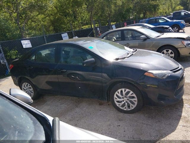 2017 TOYOTA COROLLA LE 13