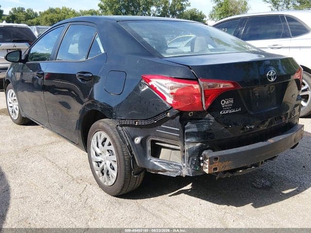 2017 TOYOTA COROLLA LE 3