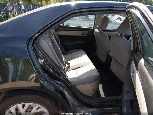 2017 TOYOTA COROLLA LE 8