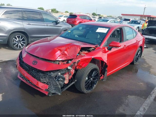 2026 TOYOTA CAMRY SE 2