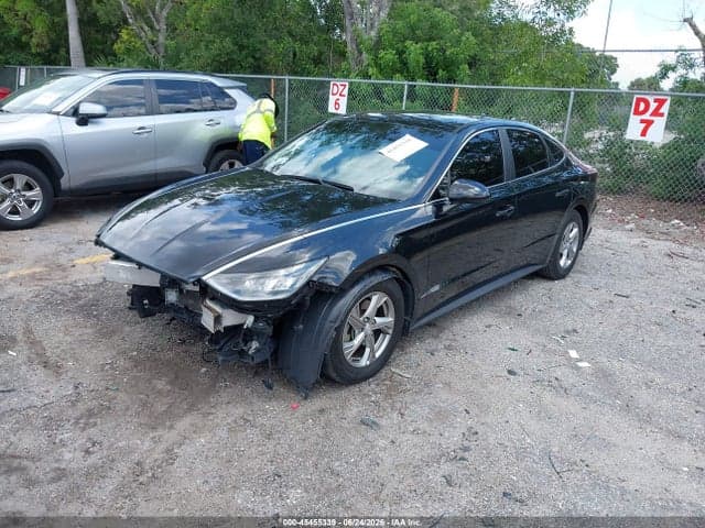 2022 HYUNDAI SONATA SE 3