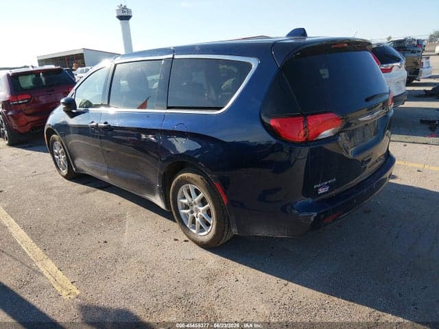 2018 CHRYSLER PACIFICA TOURING 3