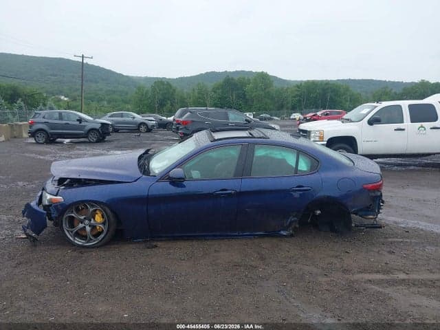 2018 ALFA ROMEO GIULIA TI SPORT AWD 13