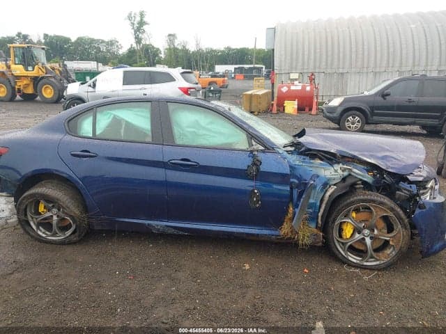 2018 ALFA ROMEO GIULIA TI SPORT AWD 16