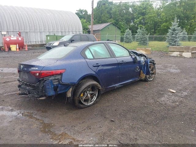 2018 ALFA ROMEO GIULIA TI SPORT AWD 4