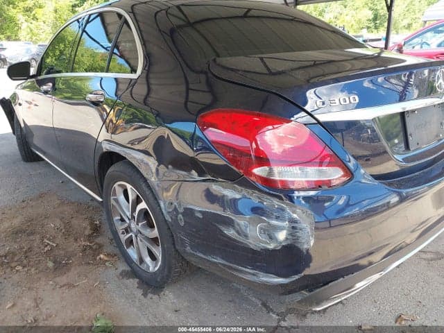 2017 MERCEDES-BENZ C 300 4MATIC 6