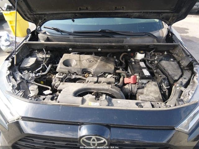 2021 TOYOTA RAV4 XLE 10