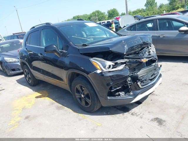 2017 CHEVROLET TRAX LT 2