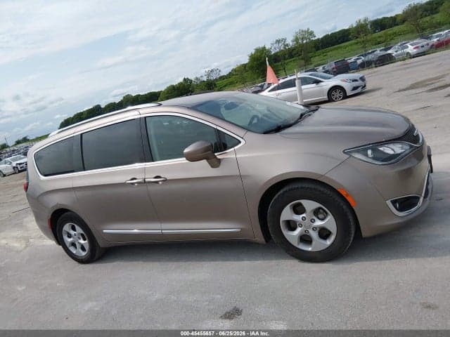 2017 CHRYSLER PACIFICA TOURING-L PLUS 13