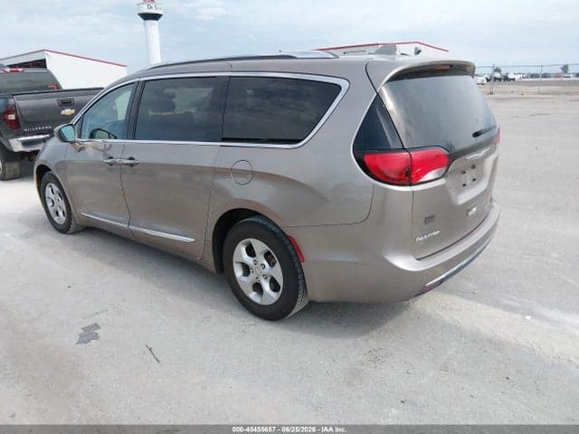 2017 CHRYSLER PACIFICA TOURING-L PLUS 3