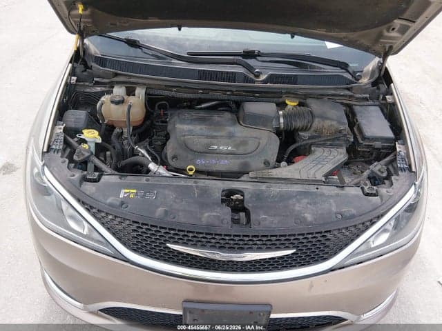 2017 CHRYSLER PACIFICA TOURING-L PLUS 10