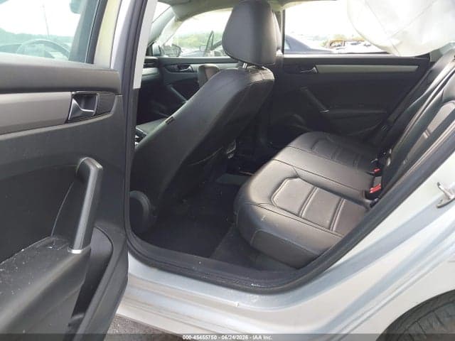 2020 VOLKSWAGEN PASSAT 2.0T SE 8