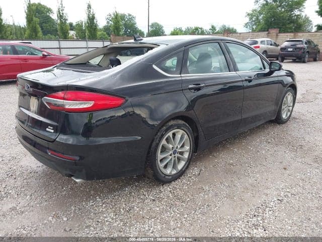 2020 FORD FUSION SE 4