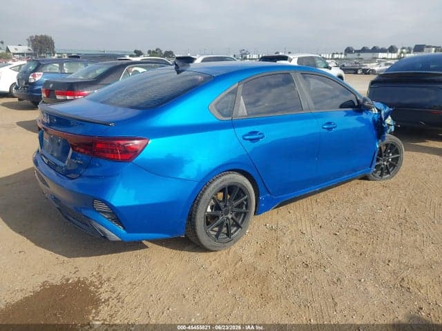 2022 KIA FORTE GT-LINE 4
