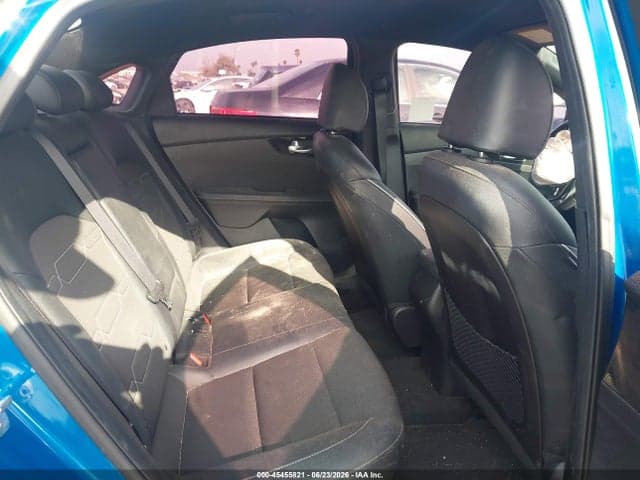 2022 KIA FORTE GT-LINE 8