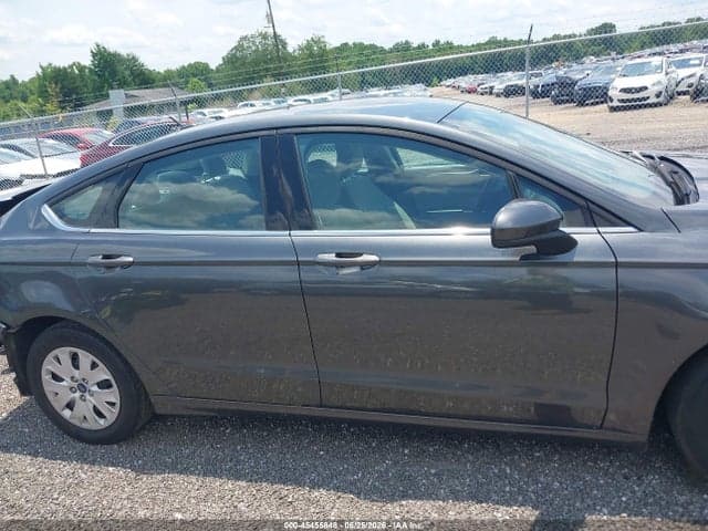 2019 FORD FUSION S 13