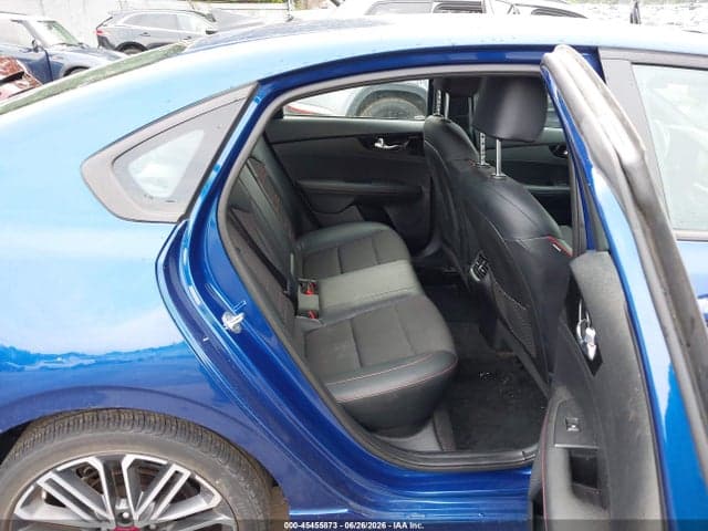 2021 KIA FORTE GT 8