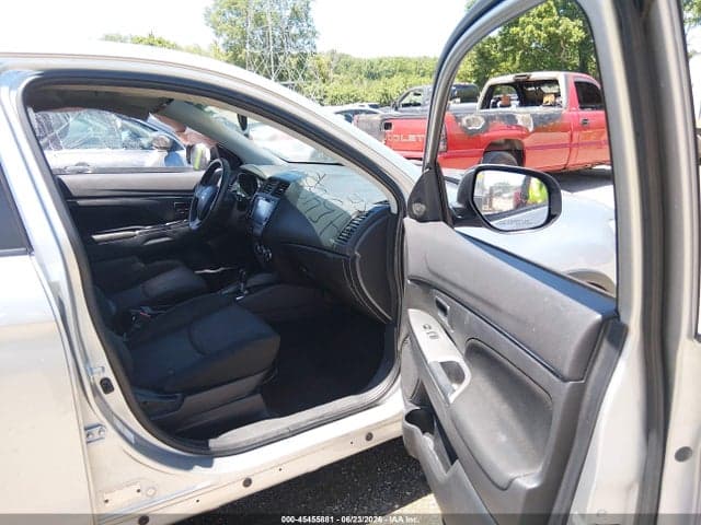 2019 MITSUBISHI OUTLANDER SPORT 5