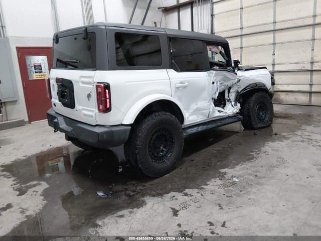 2022 FORD BRONCO OUTER BANKS 4
