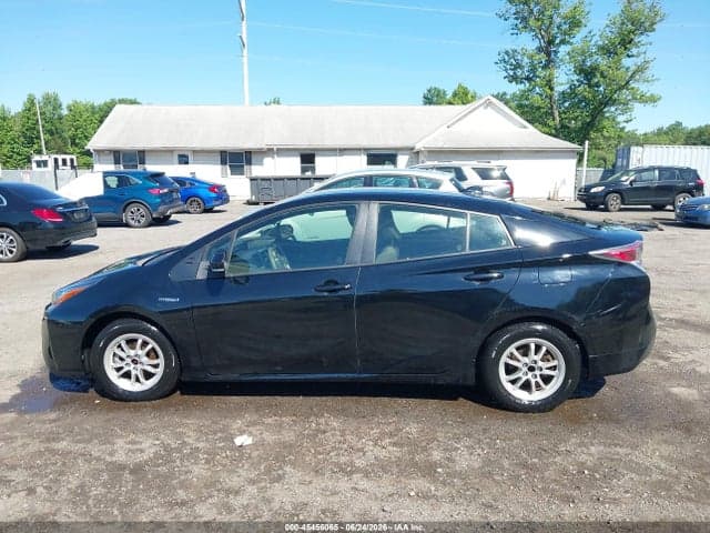 2017 TOYOTA PRIUS TWO 14