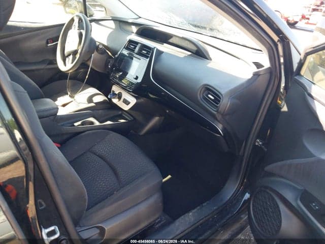 2017 TOYOTA PRIUS TWO 5