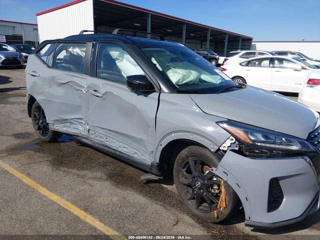 2022 NISSAN KICKS SR XTRONIC CVT 6