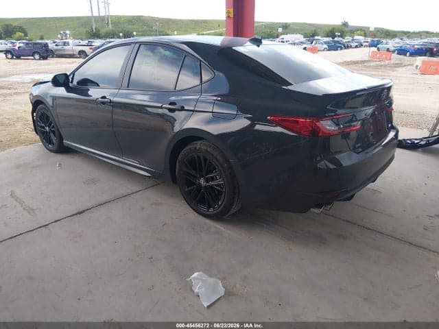 2026 TOYOTA CAMRY SE 3