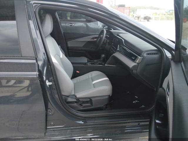 2026 TOYOTA CAMRY SE 5
