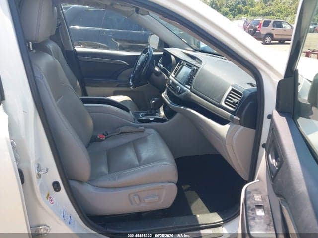 2017 TOYOTA HIGHLANDER LIMITED PLATINUM 5