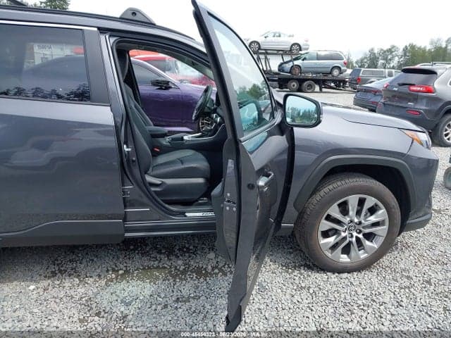 2025 TOYOTA RAV4 XLE PREMIUM 5