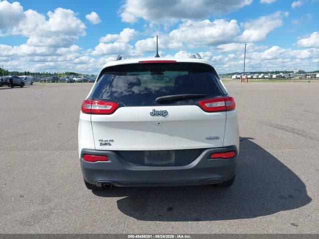 2018 JEEP CHEROKEE LATITUDE PLUS 4X4 17