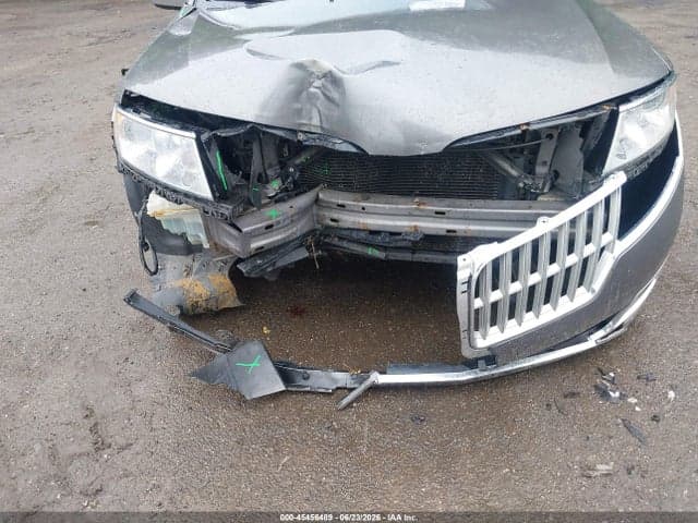2012 LINCOLN MKZ 6
