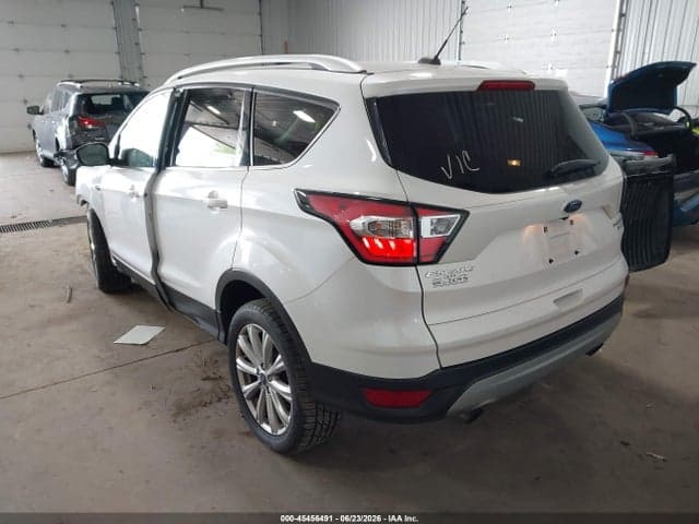 2017 FORD ESCAPE TITANIUM 3