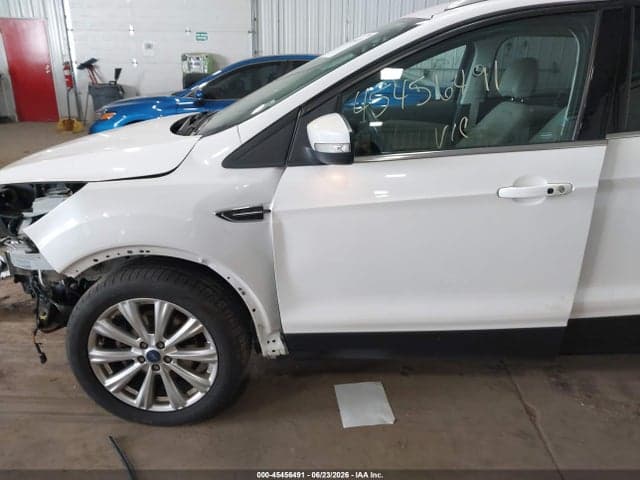 2017 FORD ESCAPE TITANIUM 6