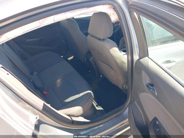 2018 CHEVROLET CRUZE LT AUTO 8