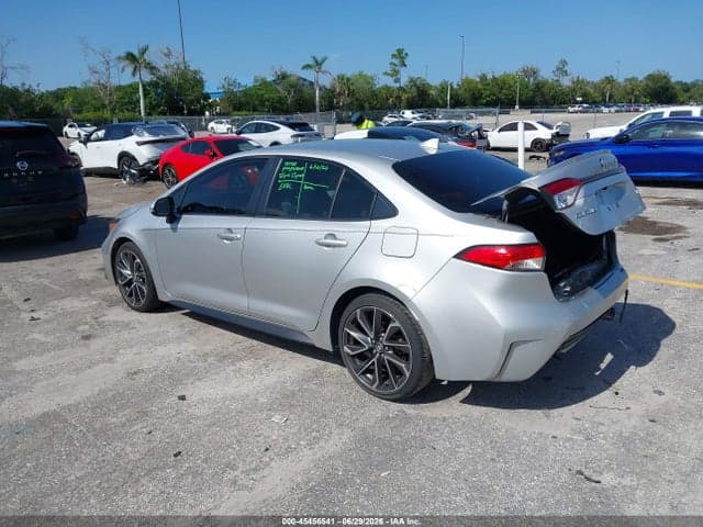 2021 TOYOTA COROLLA SE 3