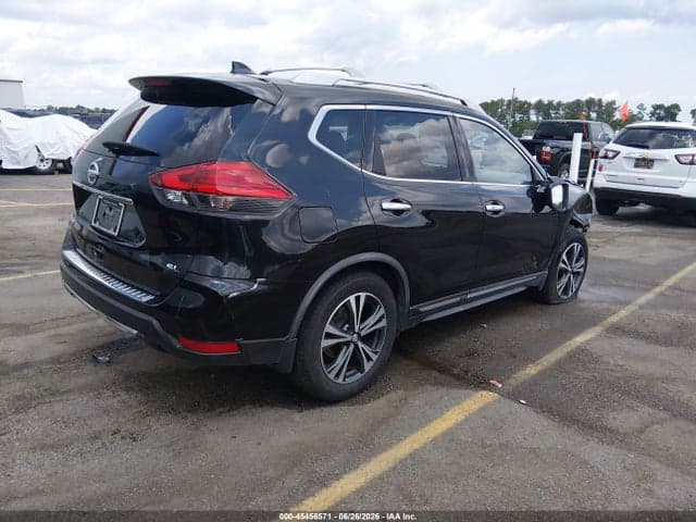 2017 NISSAN ROGUE SL 4