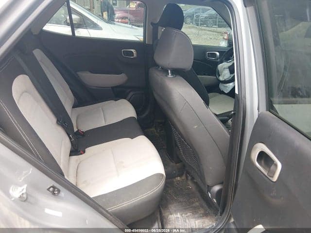 2022 HYUNDAI VENUE SEL 8