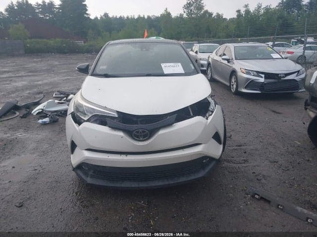 2018 TOYOTA C-HR XLE PREMIUM 6
