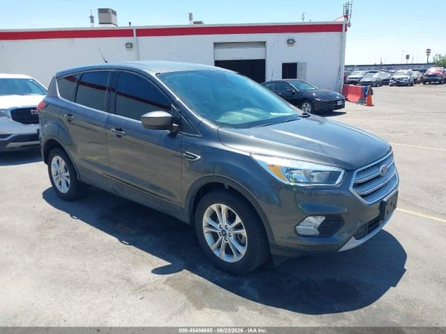 2019 FORD ESCAPE SE 1