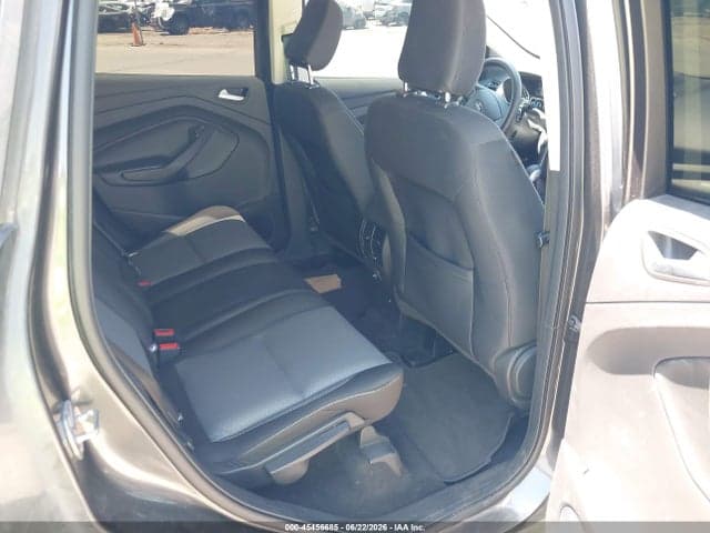 2019 FORD ESCAPE SE 8