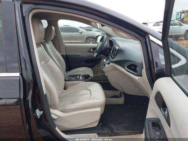 2021 CHRYSLER VOYAGER LXI 5