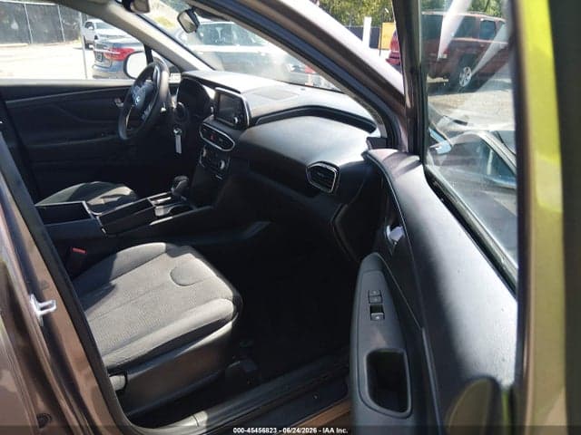 2019 HYUNDAI SANTA FE SE 5