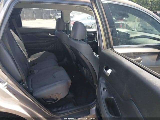 2019 HYUNDAI SANTA FE SE 8