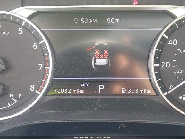 2022 NISSAN PATHFINDER SV 4WD 16