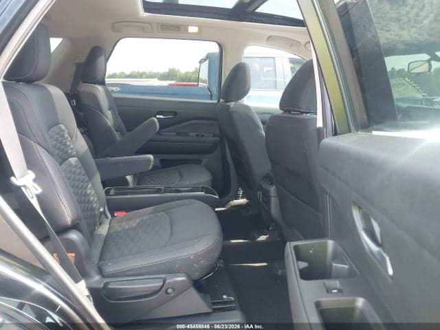 2022 NISSAN PATHFINDER SV 4WD 8
